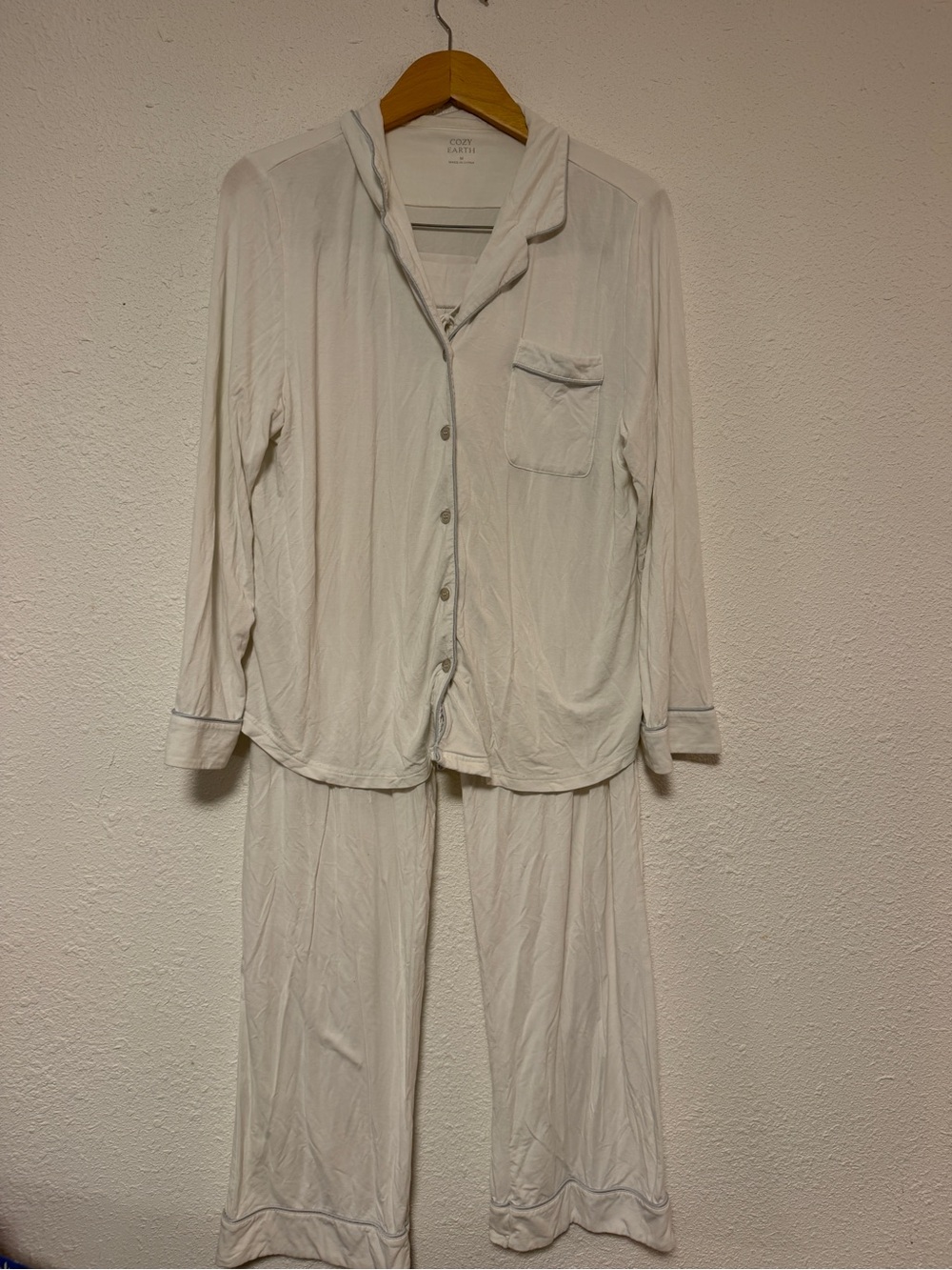 Cozy Earth Bamboo Pajama set size medium